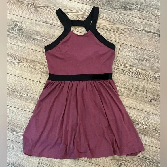 Gorgeous plum Victoria’s Secret dress fit & flare - Picture 1 of 3
